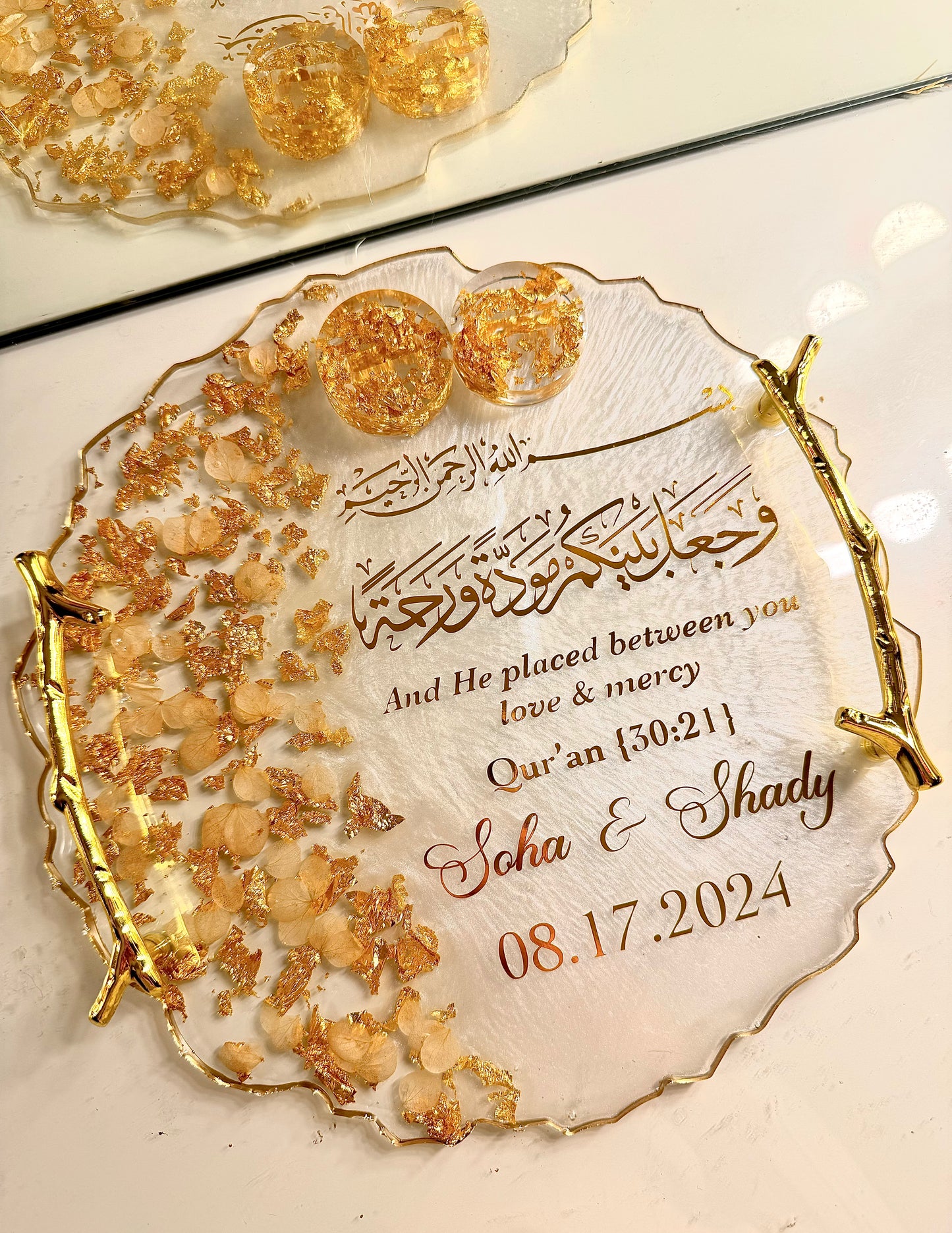 White petal and gold circle ring tray