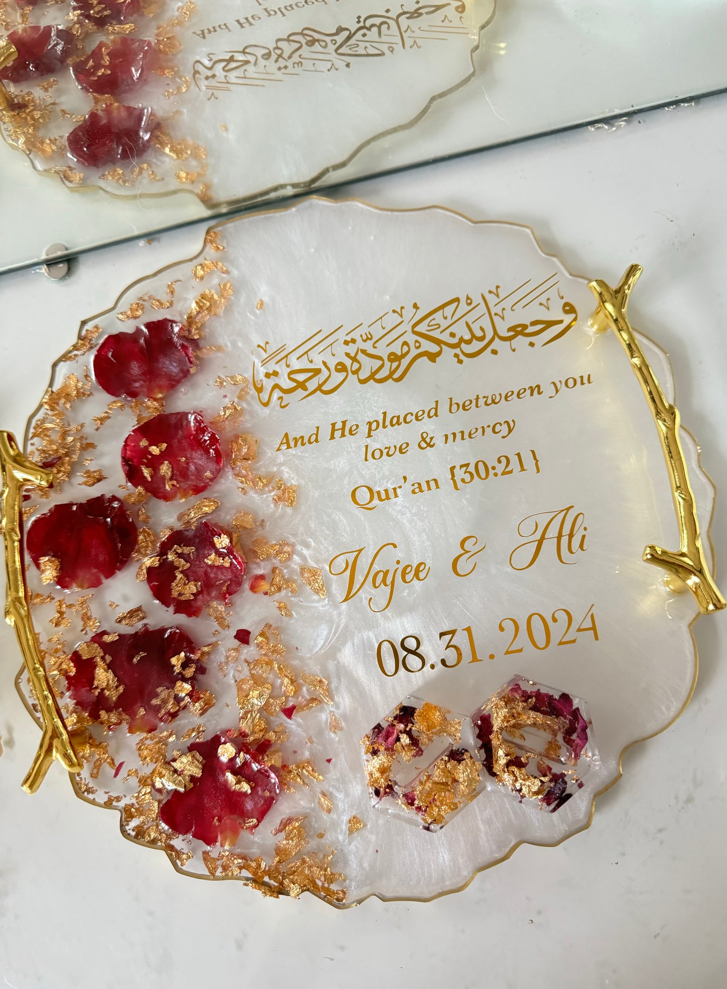 Red rose petal circle ring tray