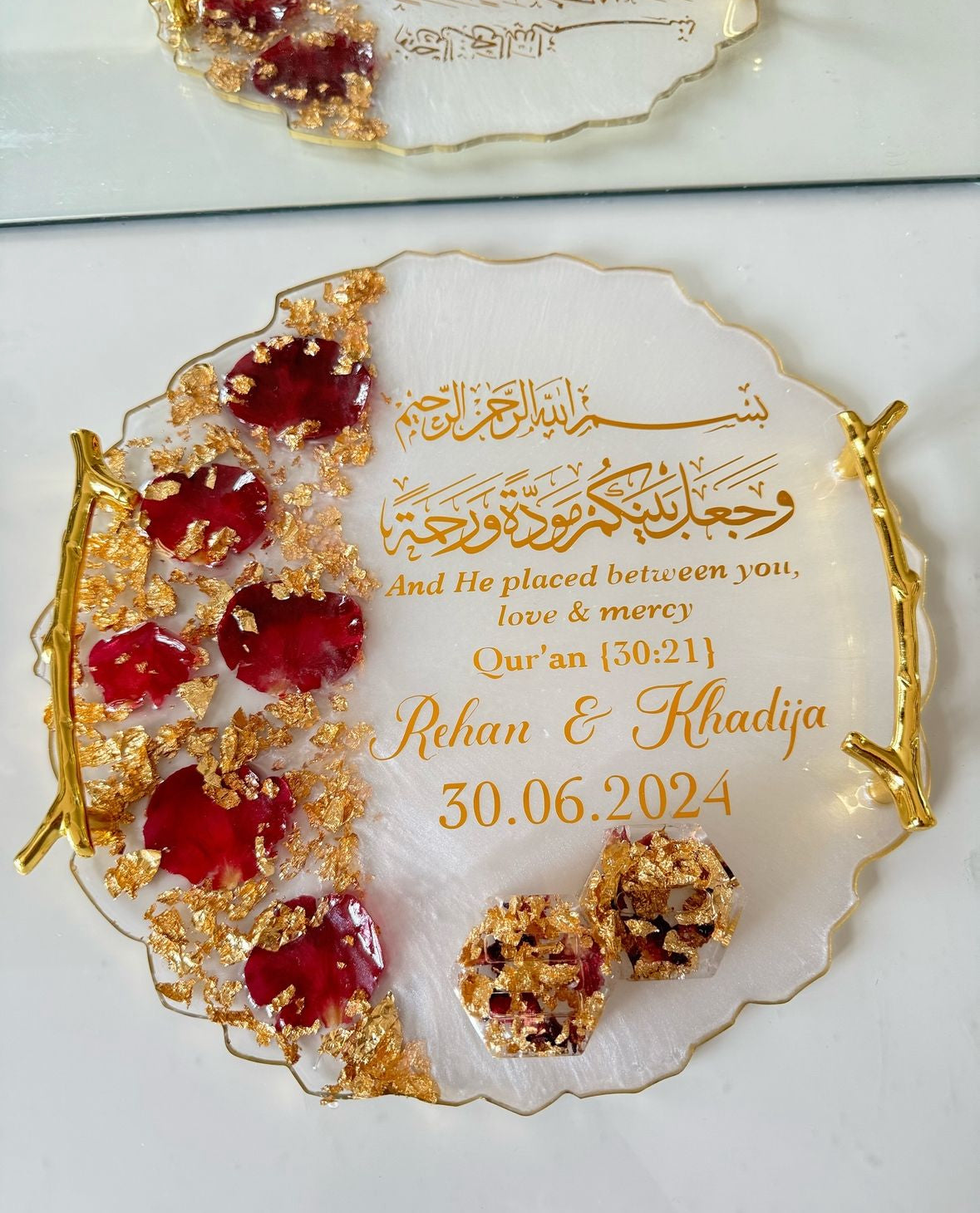 Red rose petal circle ring tray