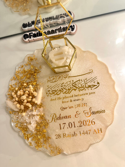 Gold flake dried flowered tray✨