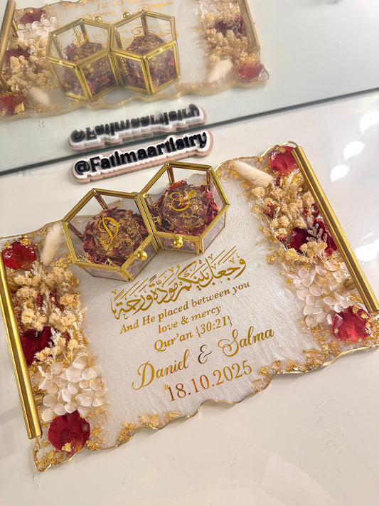 Red rose and white petal tray 🌹