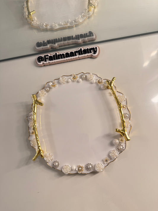 6" Pearl Circle Plaque 🤍✨