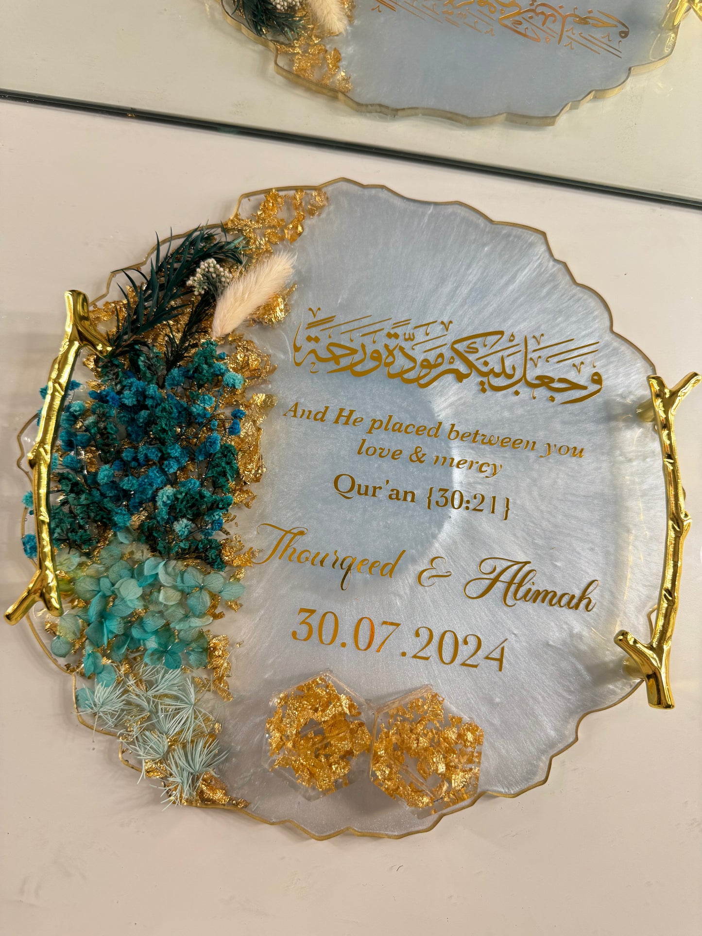 Blue and gold dried flower ring tray