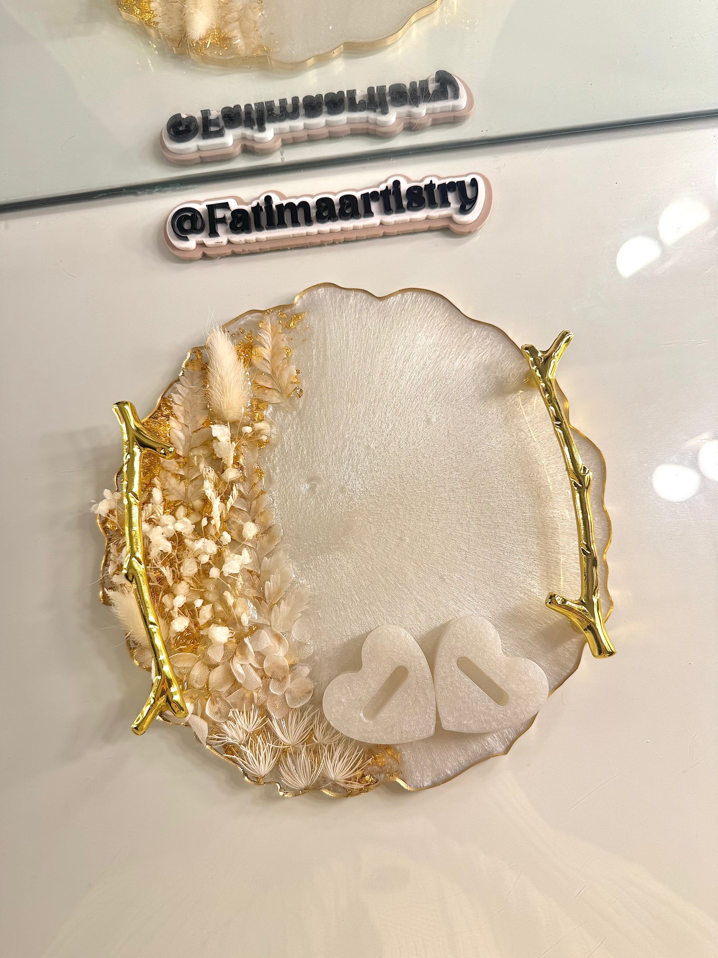 Dried white flower circle ring tray 8" Inches