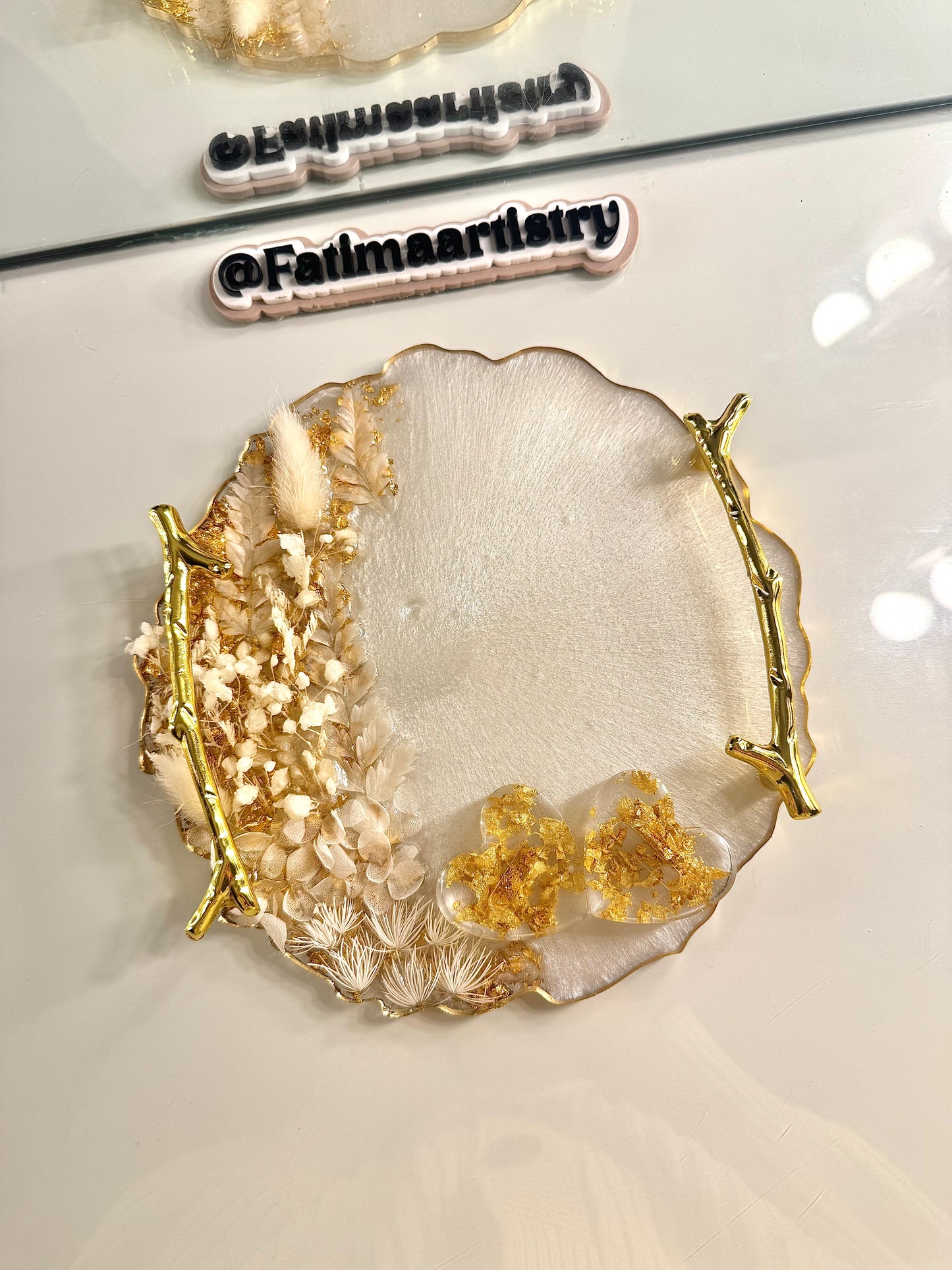 Dried white flower circle ring tray 8" Inches