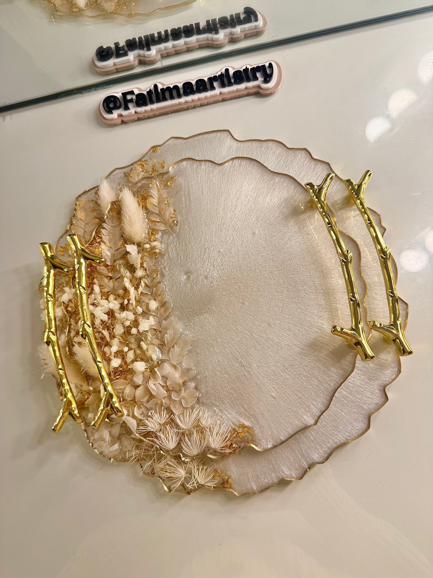 Dried white flower circle ring tray 8" Inches