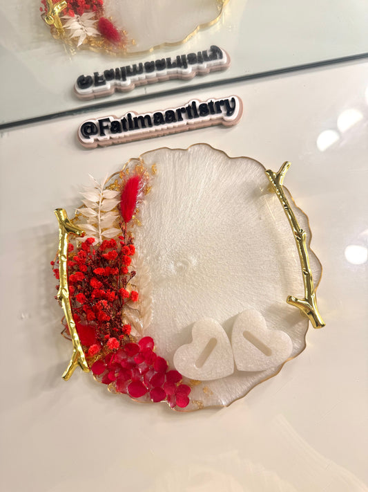 Red dried flowers tray 8" Inches